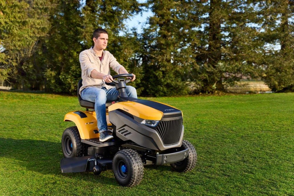 stiga-tornado-7108e-rasentraktor-108-cm-64ah-elektro-antrieb image 8